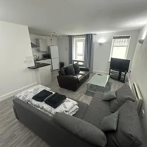 https://apt-city-centre-cardiff.cardiffhotelswales.com
